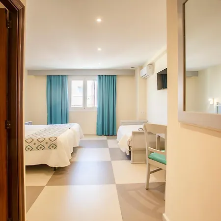 Hotel Playa Sol 2*
